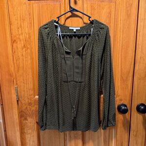 Daniel Rainn Textured Forest Green Blouse